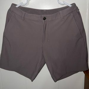 Lululemon Commission Short Slim Fit Mens size 30 Mauve Very Soft Ribbed Material